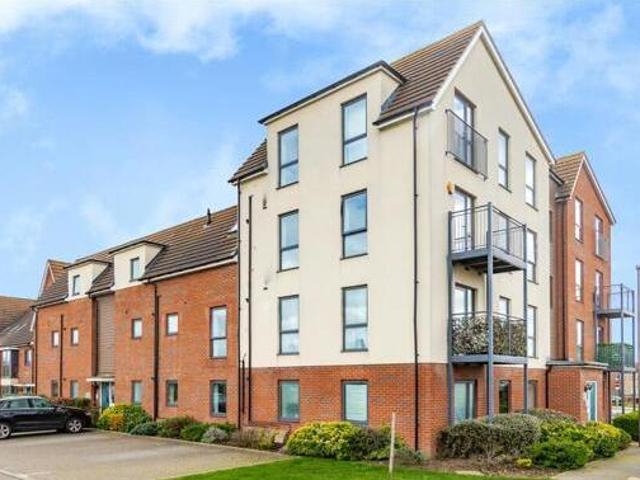 House for sale in South Ockendon, Essex