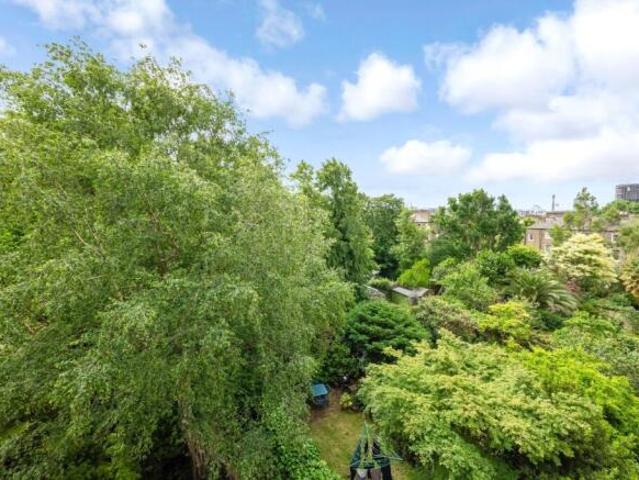 Apartment for sale in Camden Town, Greater London