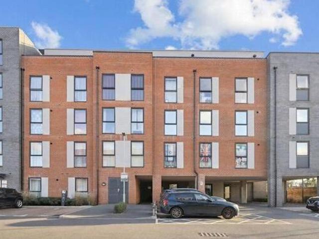 House for sale in Southall, Greater London
