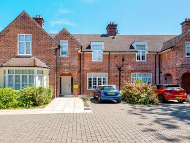 House for sale in Barton Stacey, Hampshire