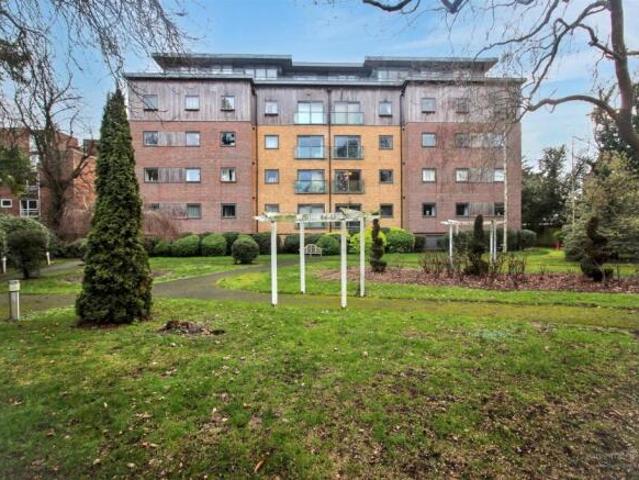 Apartment for sale in Reading