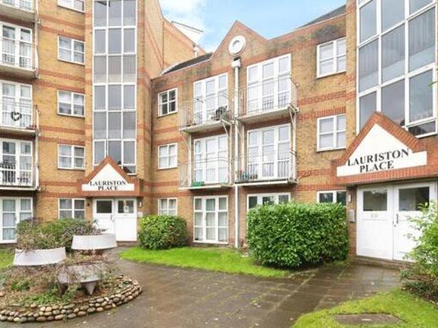 House for sale in Alton Barnes