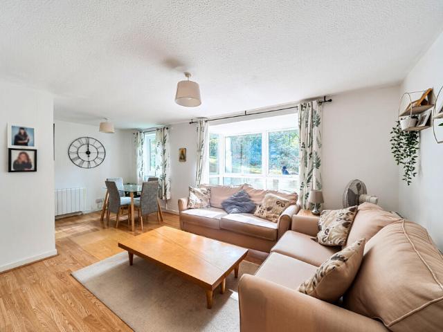 Apartment for sale in East Oxford, Oxford