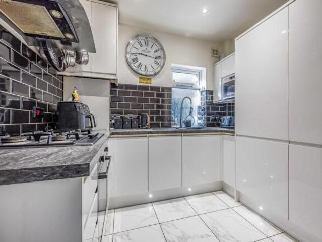 Apartment for sale in Hampshire