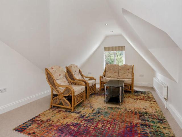 Apartment for sale in Charminster, Bournemouth