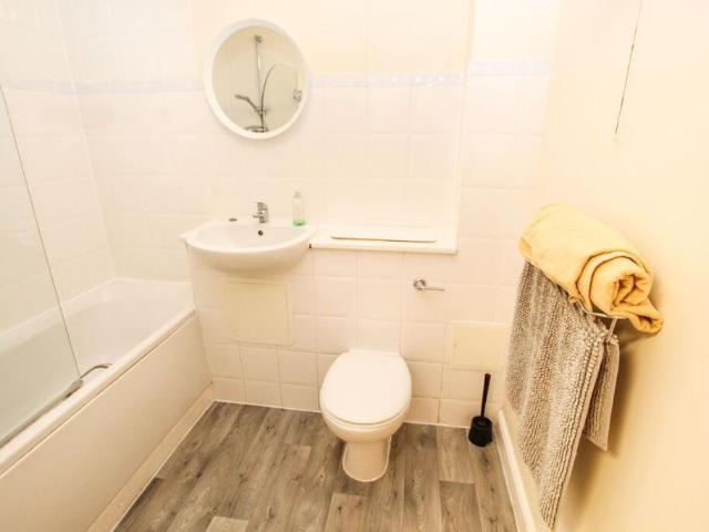 Apartment for sale in Wincheap, The Bridge