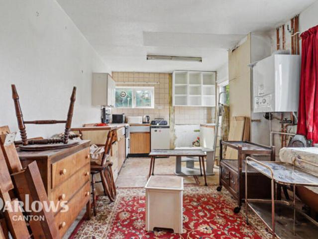 Apartment for sale in Pentrebane, Cardiff