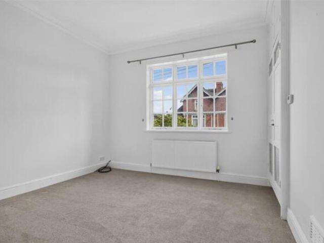 Apartment for sale in Fishers Green, North Yorkshire