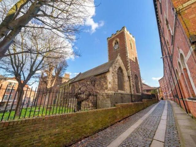 Apartment for sale in High Field, York