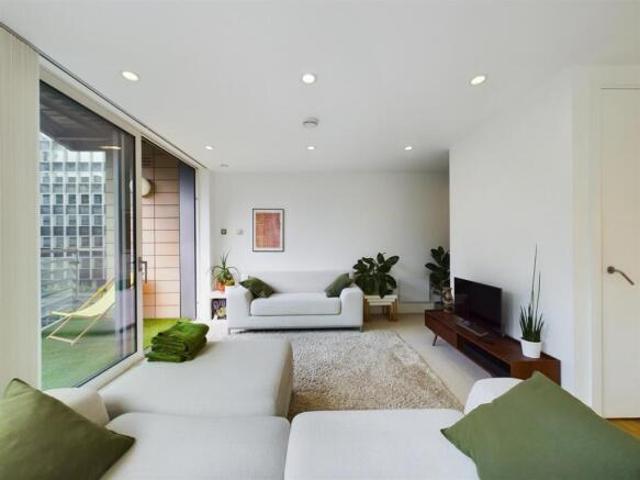 Apartment for sale in Calderstones