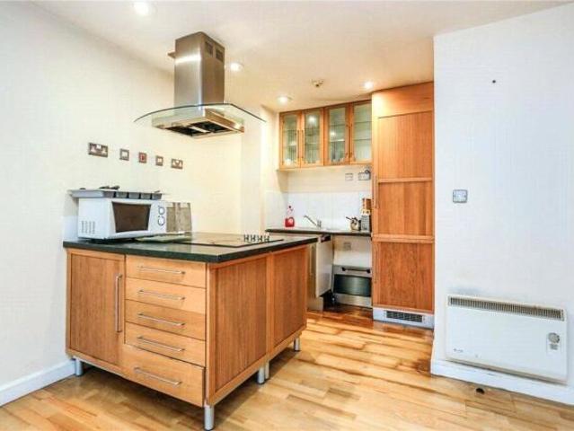 Apartment for sale in Key Street, Suffolk