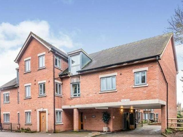 House for sale in Baswich, Staffordshire