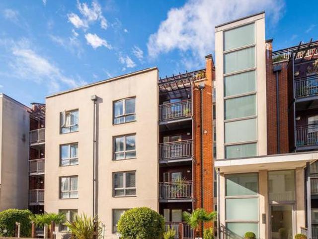 House for sale in East Midlands, England