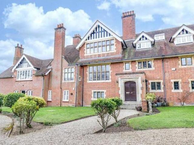 House for sale in Navestock Side, Essex