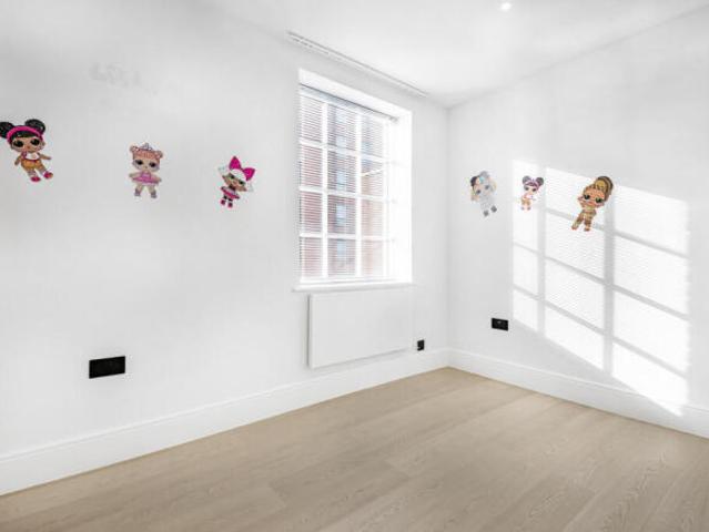 Apartment for sale in Dee Park, Reading