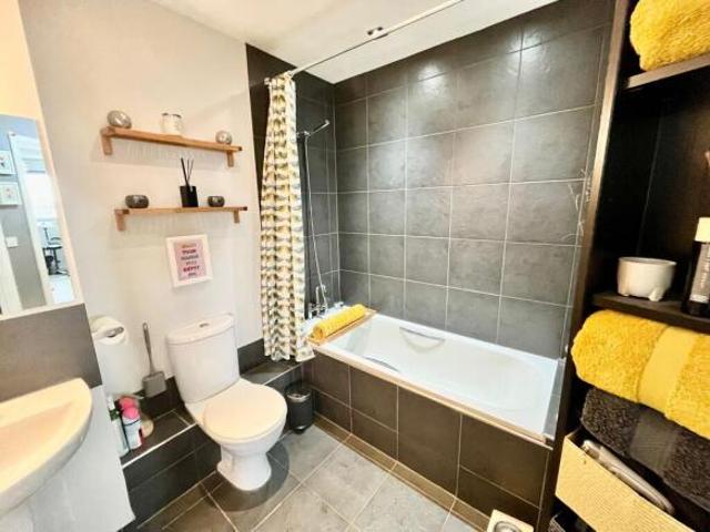 Apartment for sale in Bletchley, Buckinghamshire