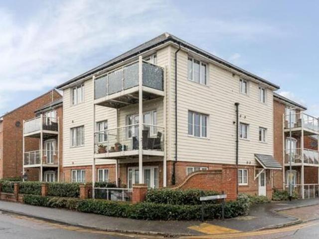 House for sale in Stone, Baswich