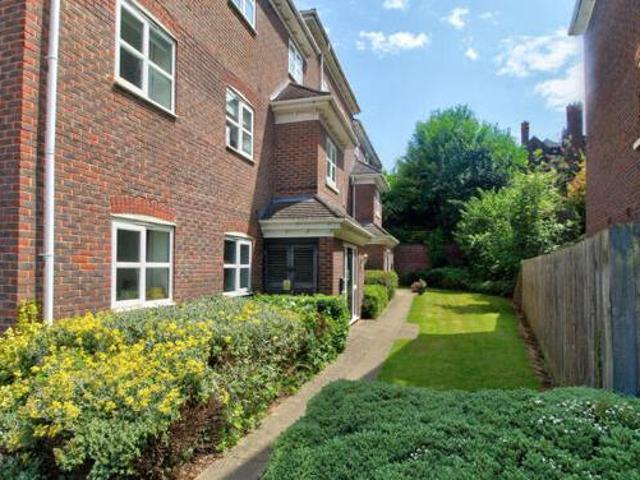 House for sale in Stourbridge, West Midlands
