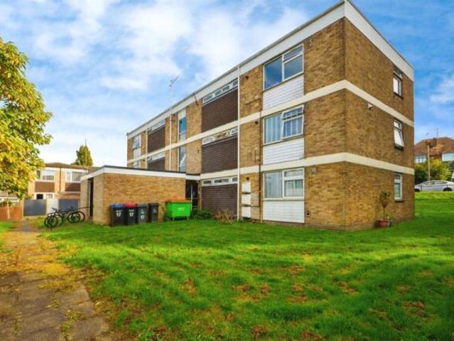 Apartment for sale in Canterbury, Kent