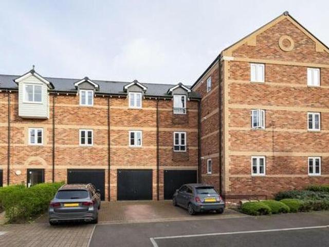 House for sale in Chelmondiston, Suffolk