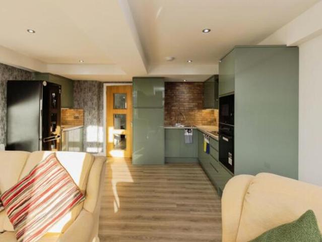 Apartment for sale in West Yorkshire
