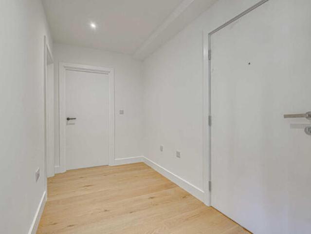 Apartment for sale in Alton Barnes