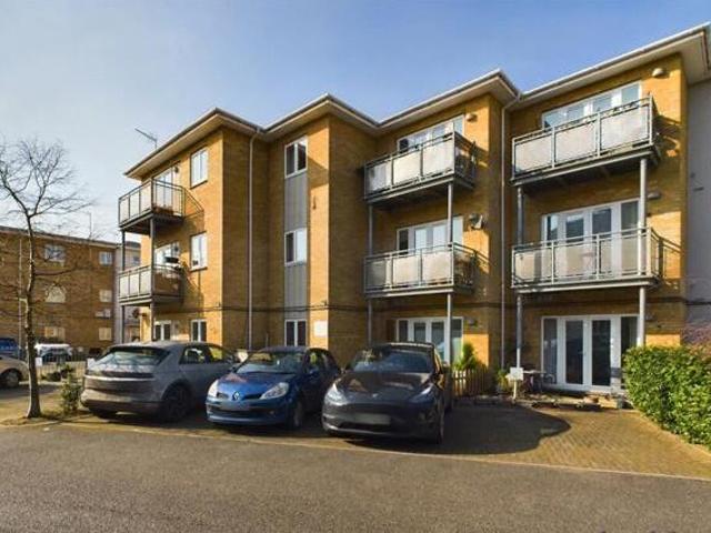 House for sale in Row Town, Surrey
