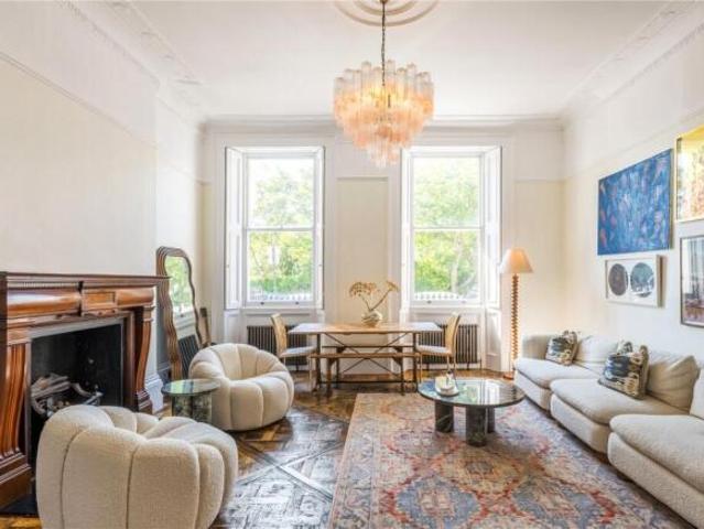 Apartment for sale in Brighton & Hove