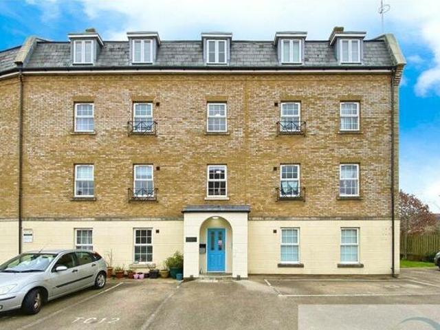 House for sale in Swindon
