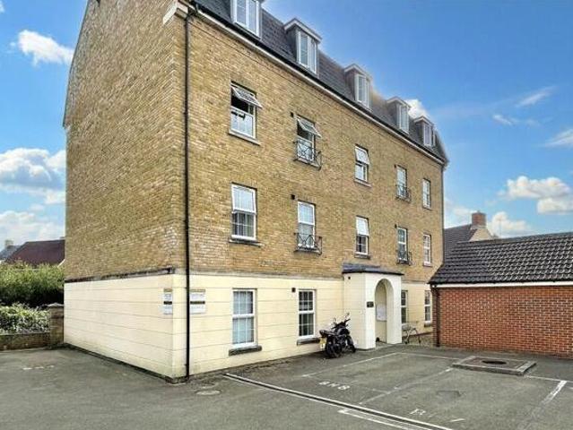 House for sale in Swindon