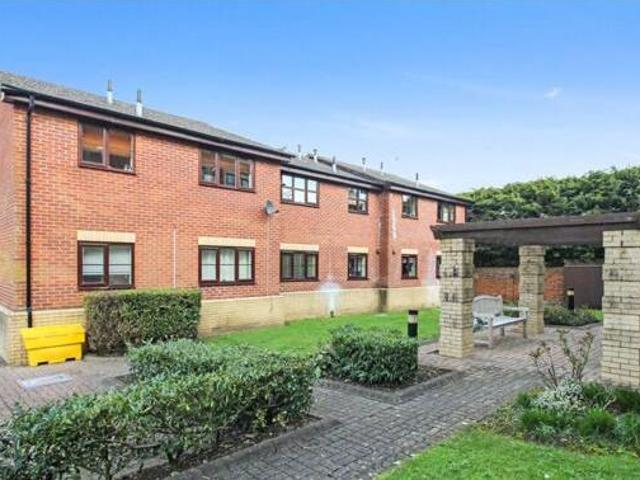 House for sale in Swindon