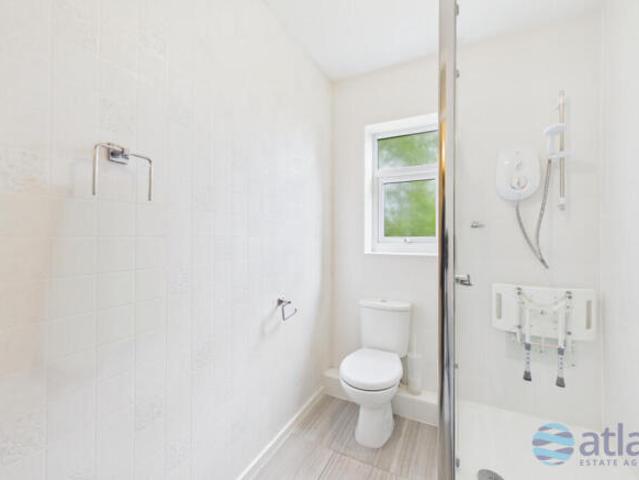 Apartment for sale in Woolton, Calderstones