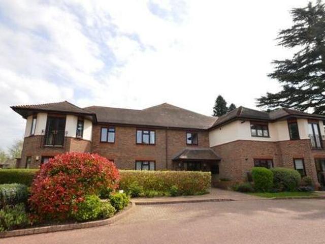 House for sale in Tadworth, Reigate and Banstead