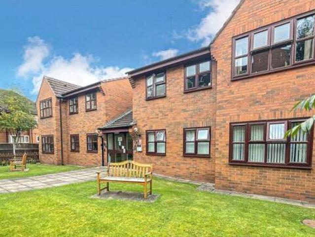 House for sale in Kettlebrook, Staffordshire