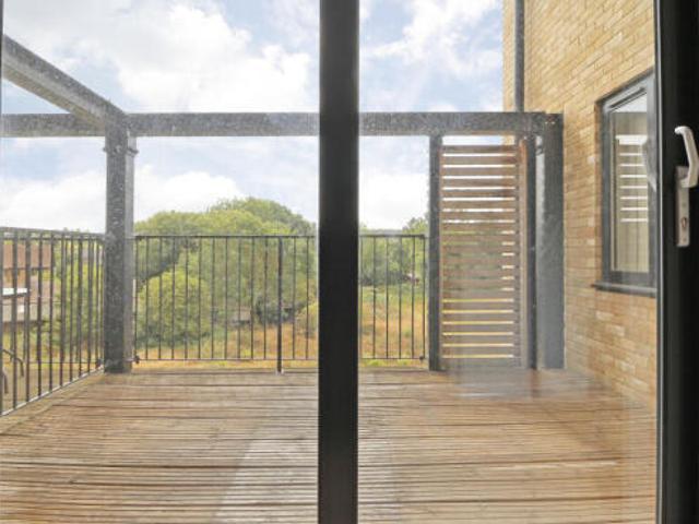 Apartment for sale in Kent