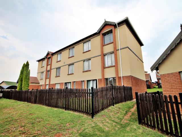 Apartment for sale in Ekurhuleni, Gauteng