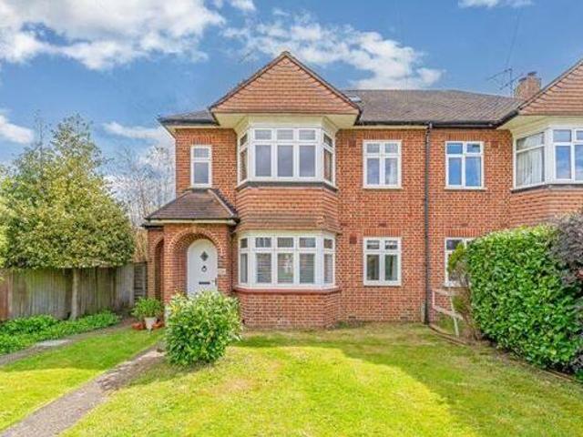 House for sale in Thames Ditton, Elmbridge