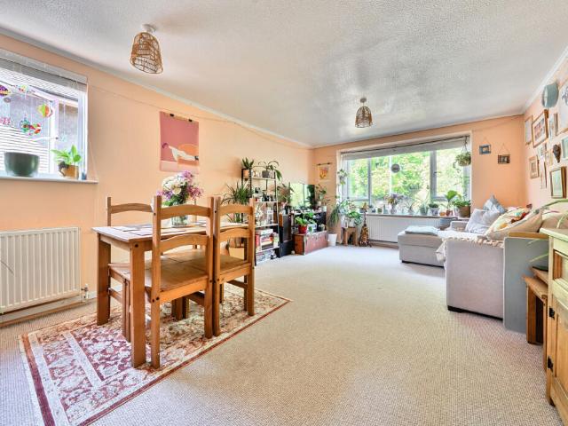 Apartment for sale in St Anne's Park