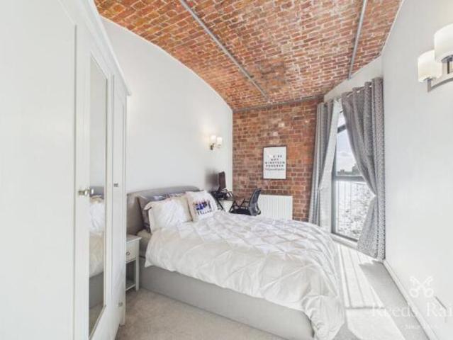 Apartment for sale in Calderstones