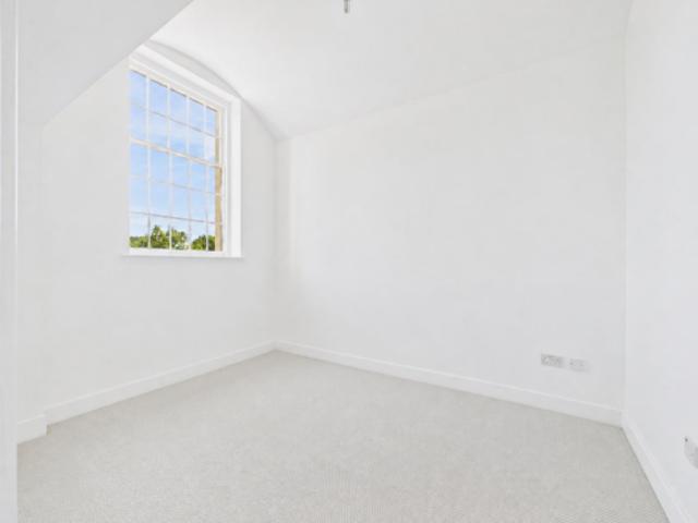 Apartment for sale in Wotton Pitch, Gloucester