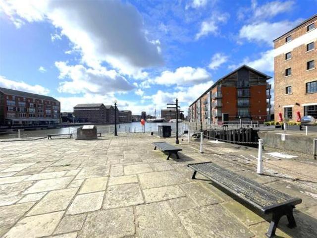 Apartment for sale in Gloucester, Gloucestershire