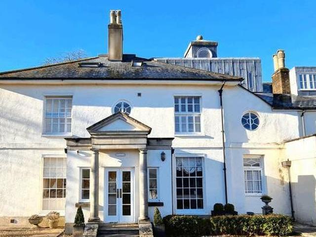 House for rent in Lyons, Greater London