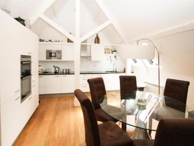 Apartment for sale in The Galleries, Navestock Side