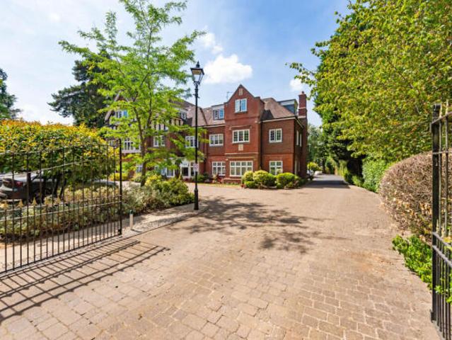 Apartment for sale in Olton, Solihull