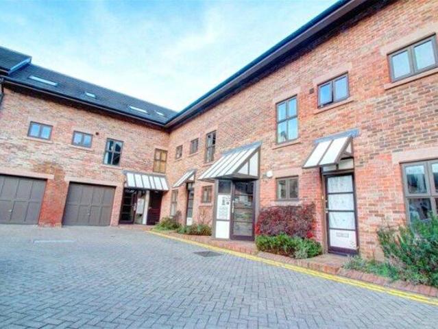 Apartment for sale in Newcastle Upon Tyne