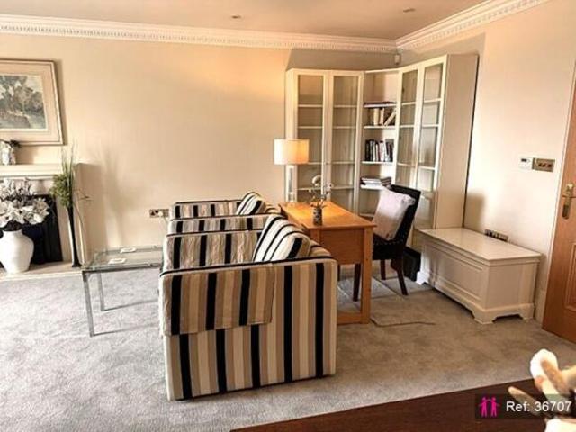 Apartment for sale in Reading