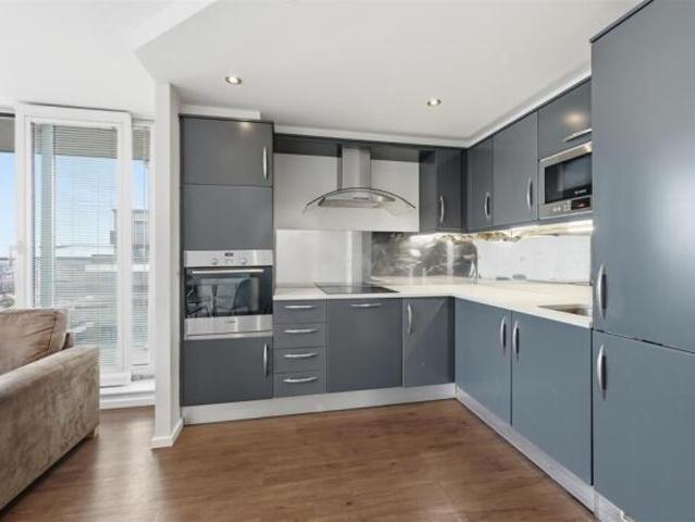 Apartment for sale in Victoria Dock, Hull