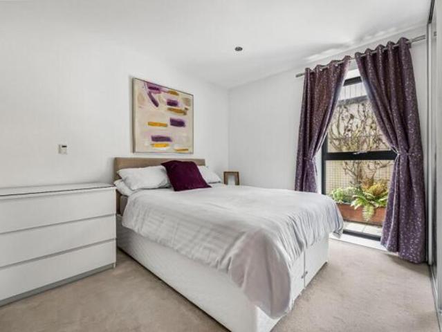 Apartment for sale in Golden Valley, Gloucestershire