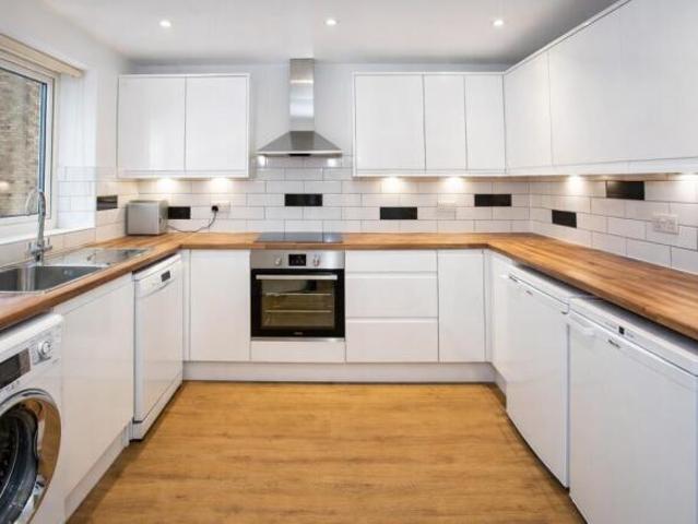 Apartment for sale in Jersey Farm, Five Acres