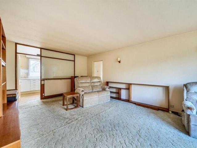 Apartment for sale in Boxgrove, Littlecote